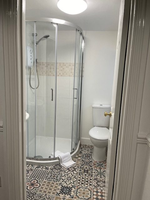 Shower room in the Cottage of Hartland Quay Hotel